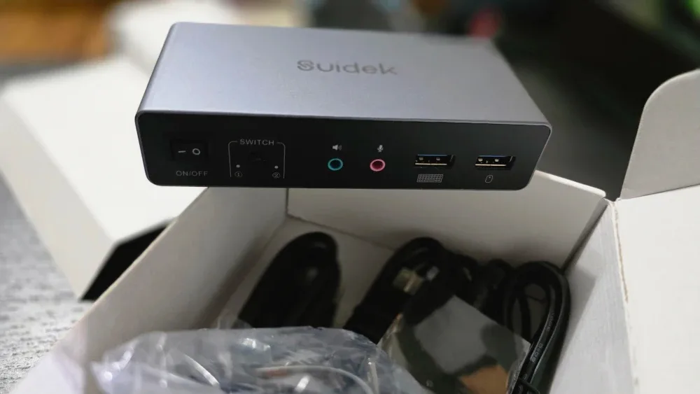 Suidek HDMI KVM Switch Dual, Controller & 2 USB Cables - New image indicator(4)