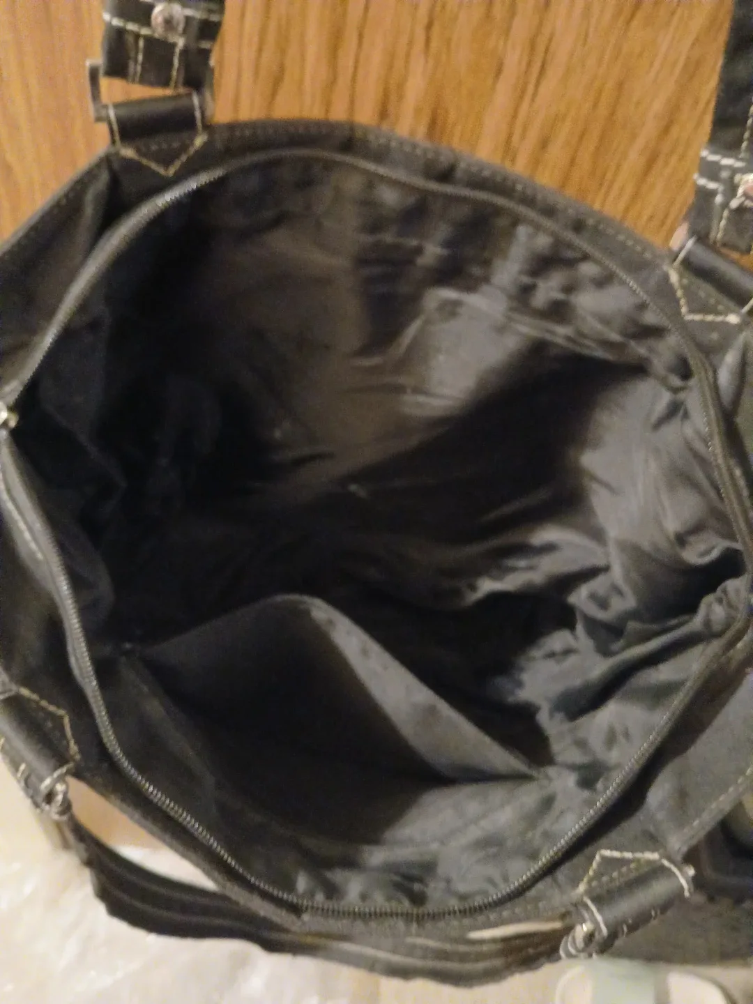 Kenneth Cole Reaction Black Tote Bag image indicator(3)