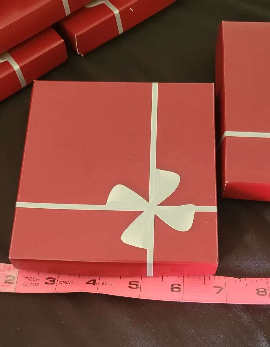 Red Gift Boxes with Silver Ribbon design image indicator(6)