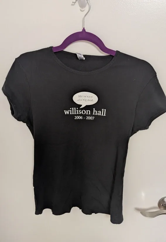 Willison Hall T-Shirt - Women's Size Large