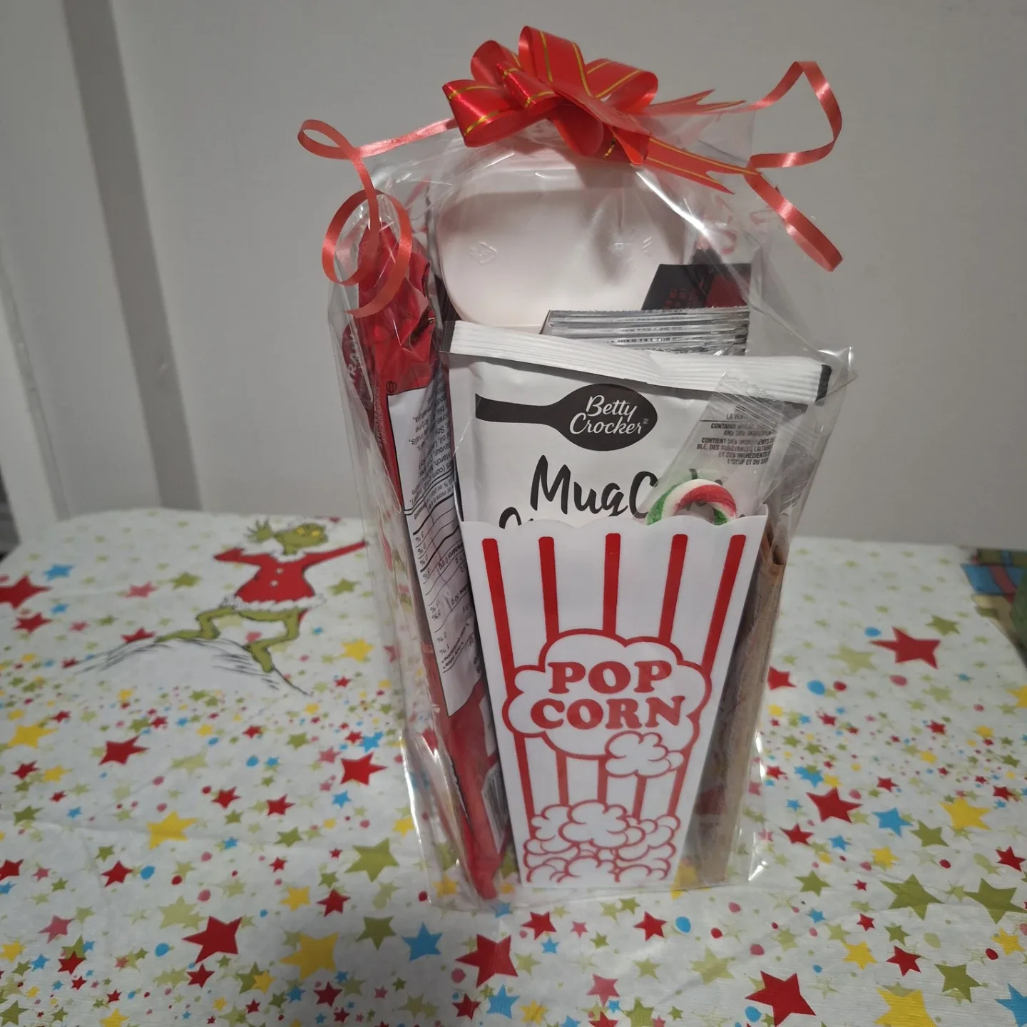 Candy & Snacks Gift Basket