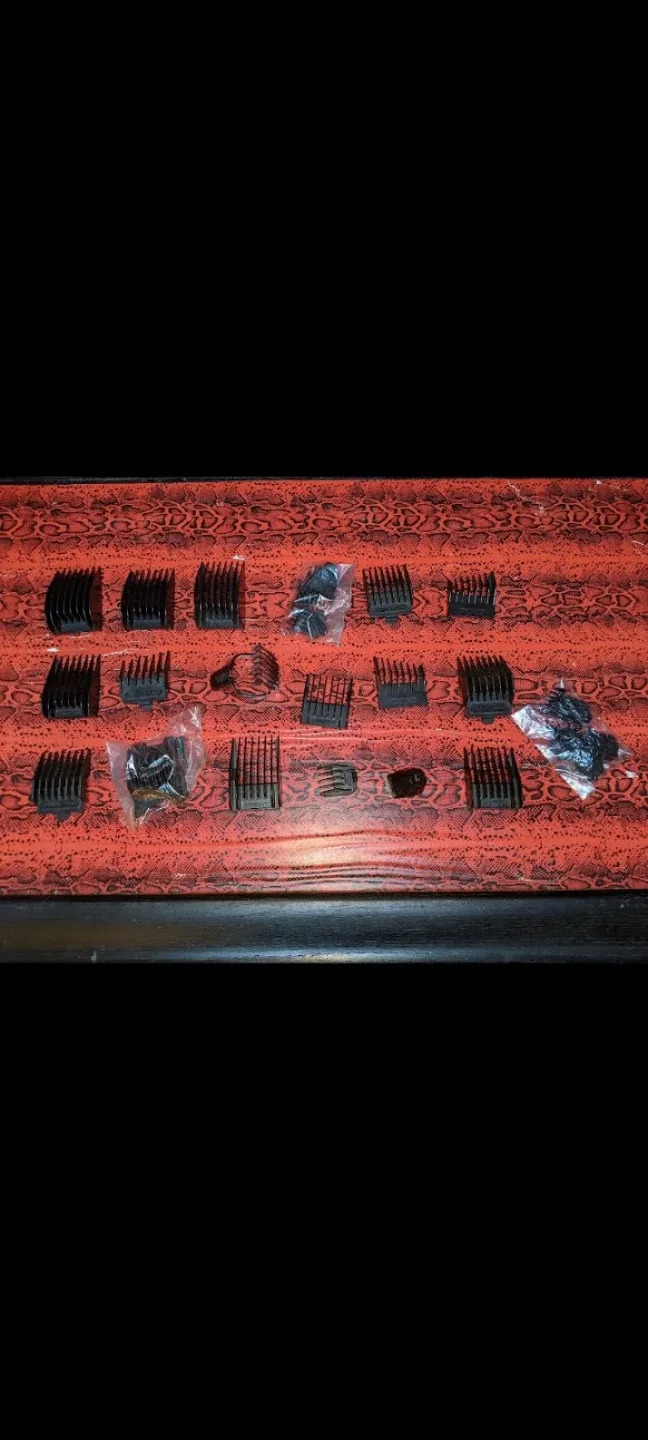 LOT of Hair Clipper Guards thumbnail