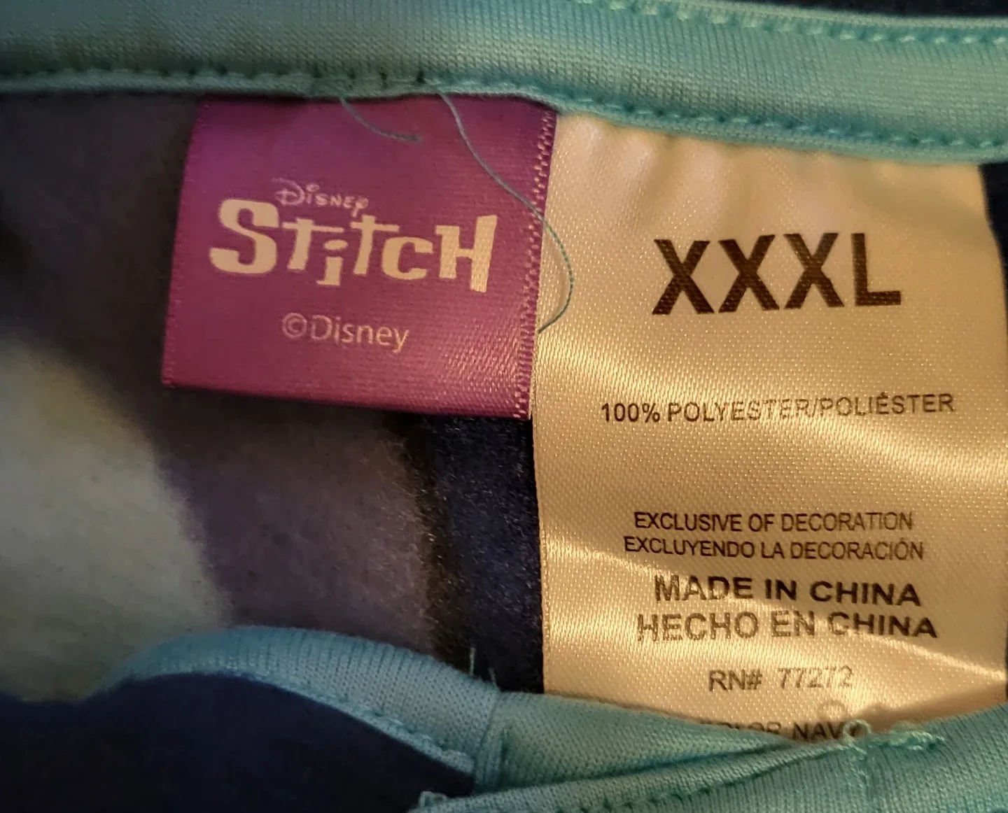 Disney Stitch XXXL Fleece Pullover - New in Package! image indicator(4)