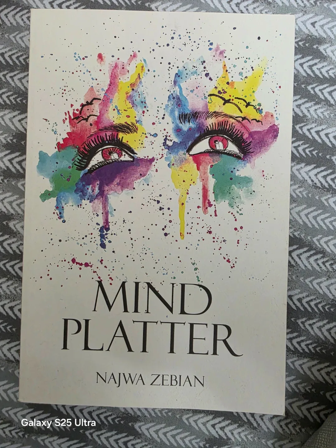 Mixed Lot of 5 Paperback Books image indicator(6)