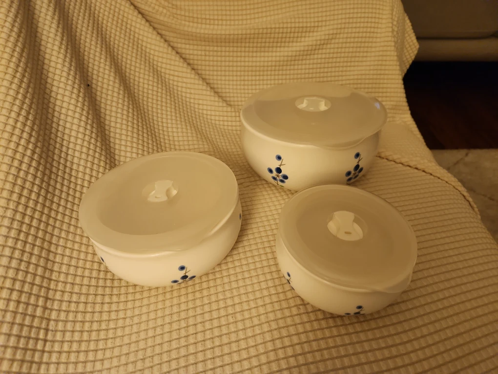 Ceramic containers with lid - set of 3 new - photo 2