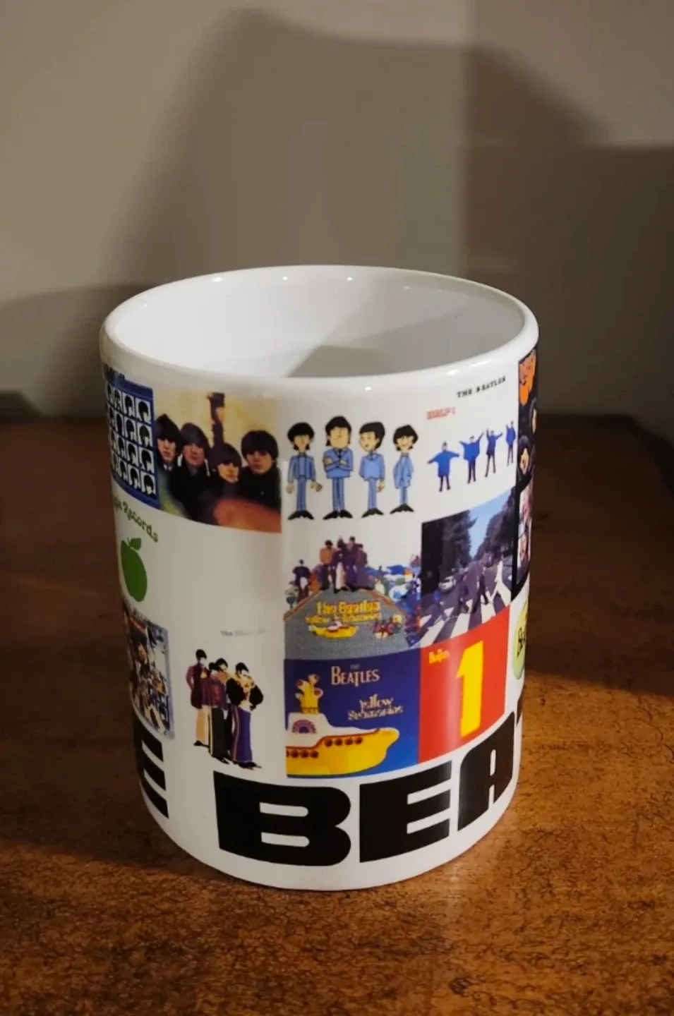 The Beatles Mug image indicator(3)