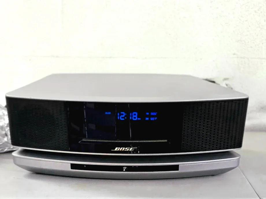Bose Wave Music System IV w/ Wifi Pedestal - Silver