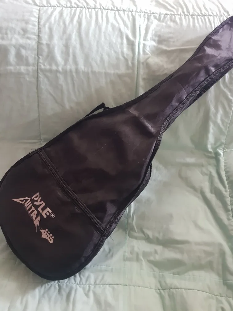 Pyle Guitar with Case for kids