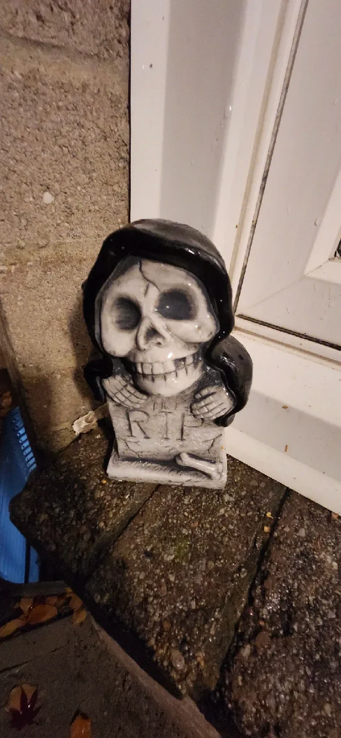 Halloween Grim Reaper Tombstone Decoration thumbnail