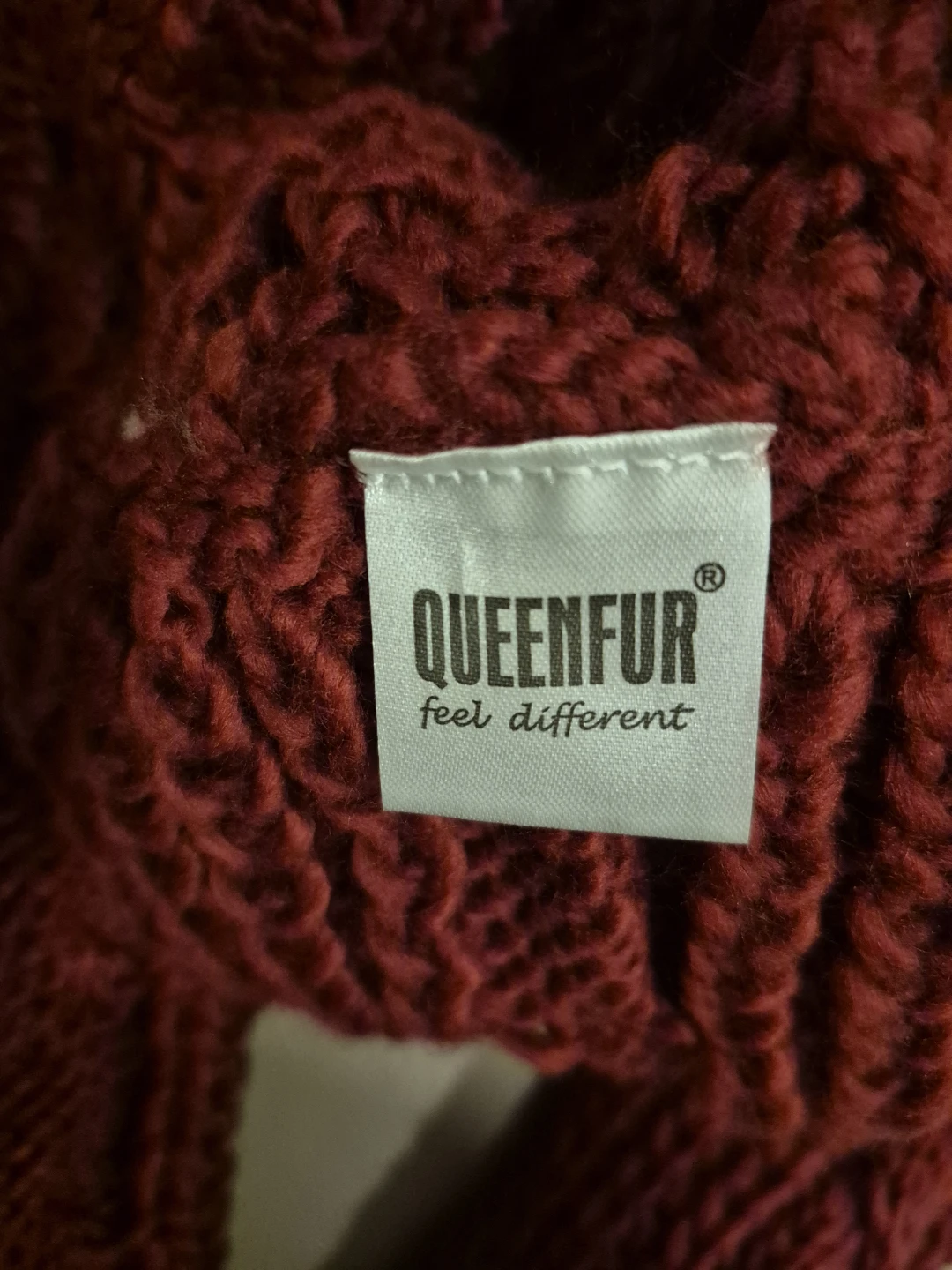 Queenfur Burgundy Knit Hat and Scarf Set - photo 4