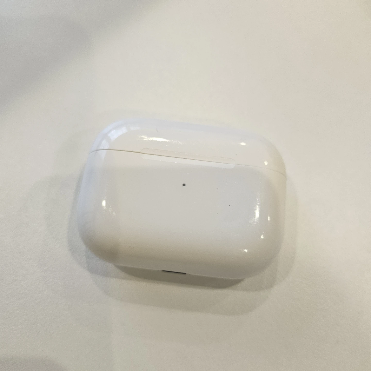 Apple AirPods Pro (2nd generation) - photo 2