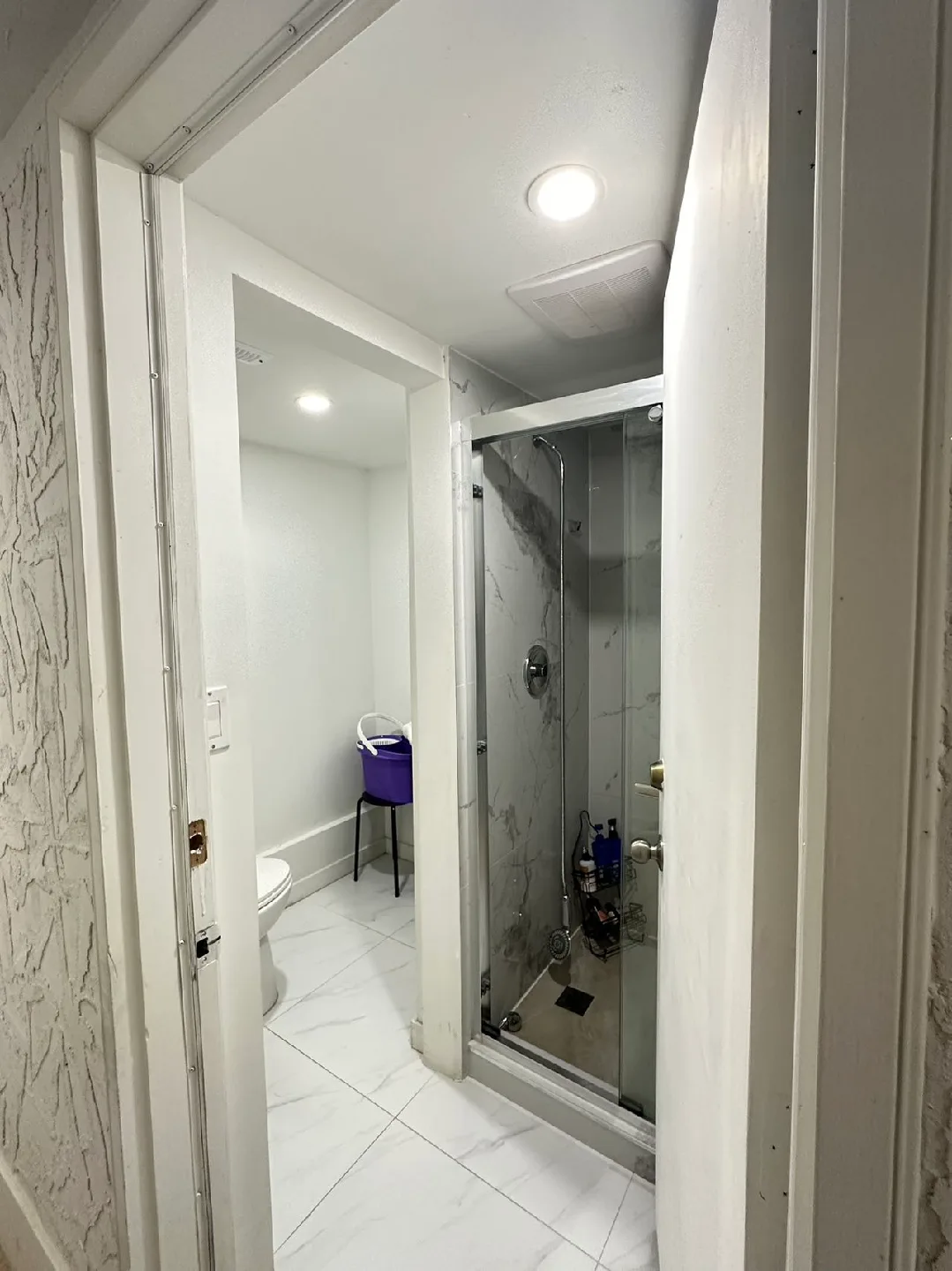 2 bedroom  1 bath - house image indicator(6)