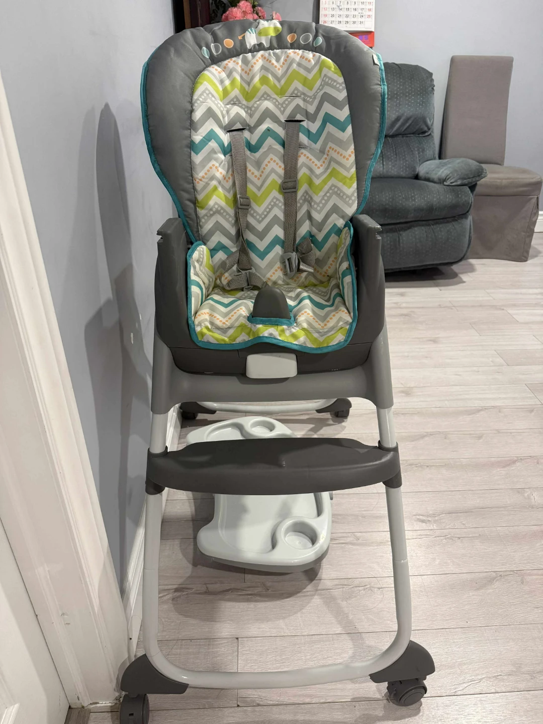 Baby high chair - photo 2