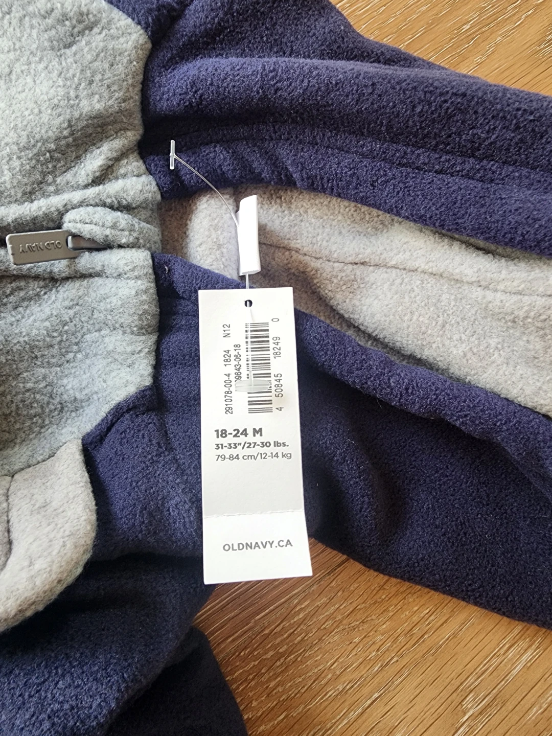 NWT Old Navy Fleece Bear Onesie - 18-24 Months - photo 3