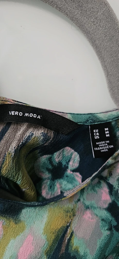 Vero Moda Floral Print Blouse - Size M - photo 2