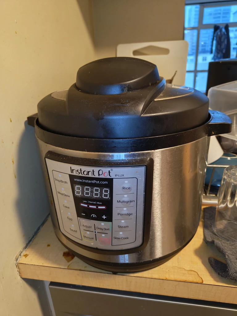 Instant Pot IP-LUX Electric Pressure Cooker - photo 2