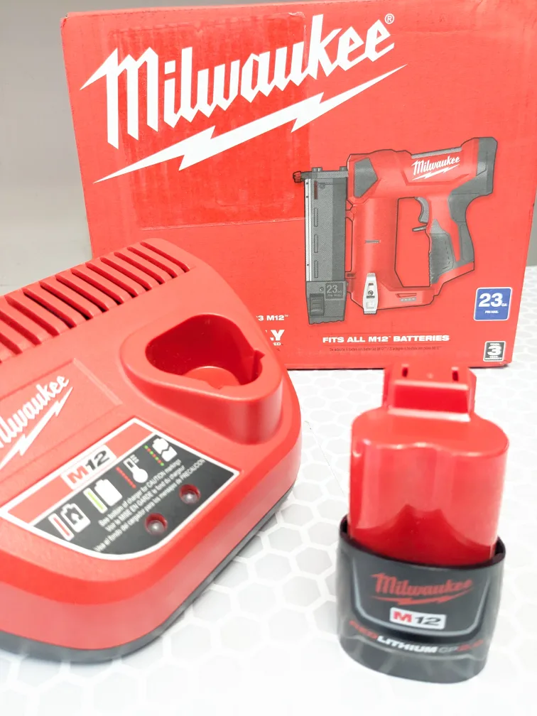 M12 Milwaukee 23GA Cordless Pin Nailer Combo Kit
