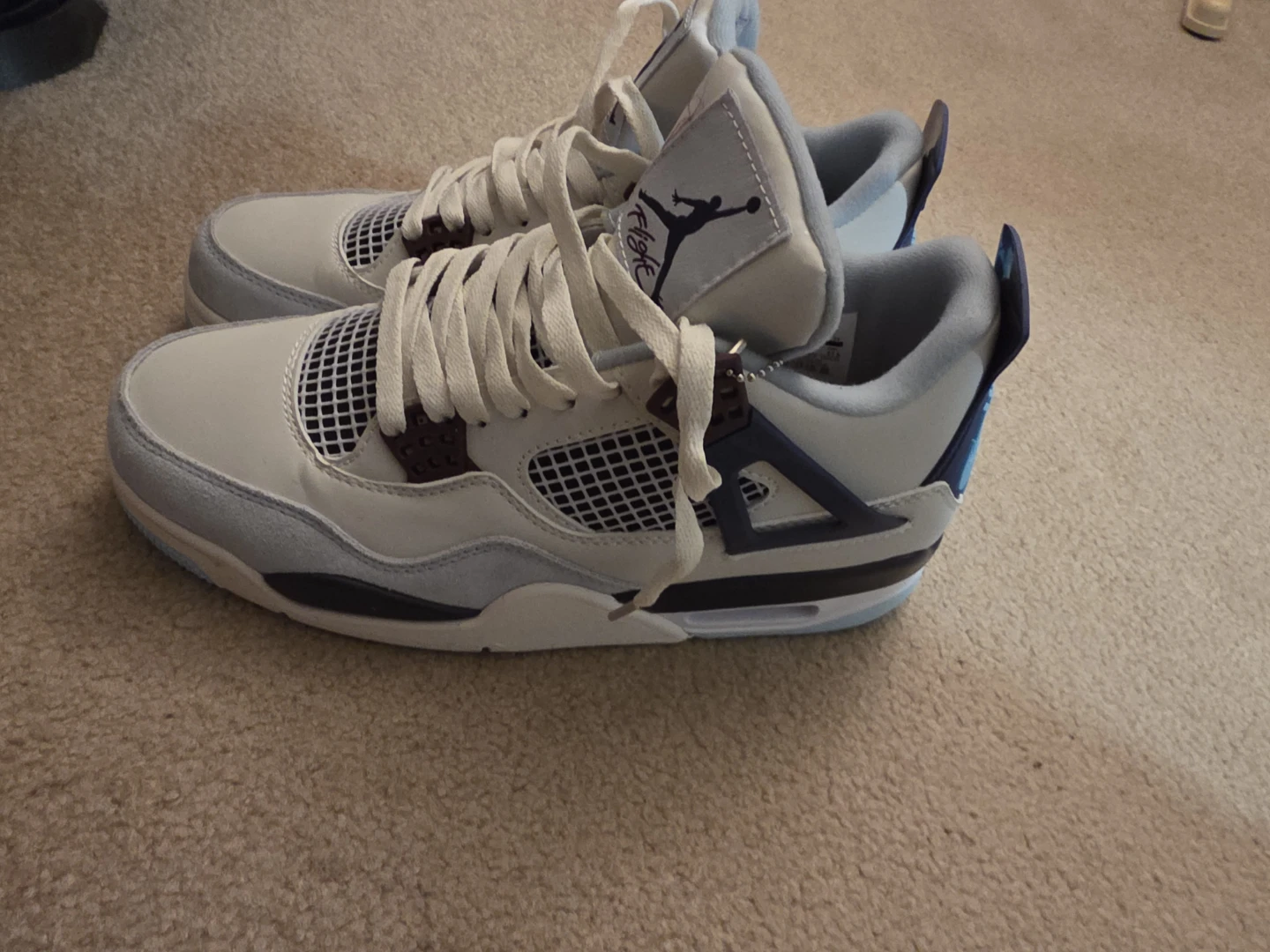 Nike Air Jordan 4 Retro, Size 9.5 - photo 2