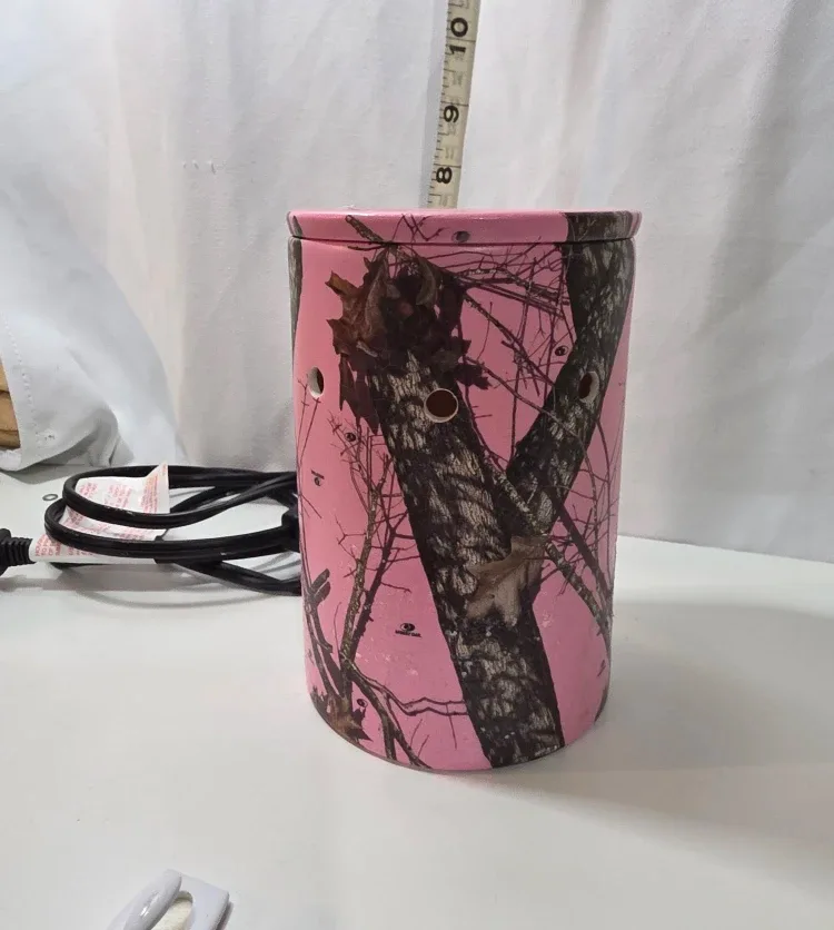 Scentsy Pink Camo Wax Warmer image indicator(2)