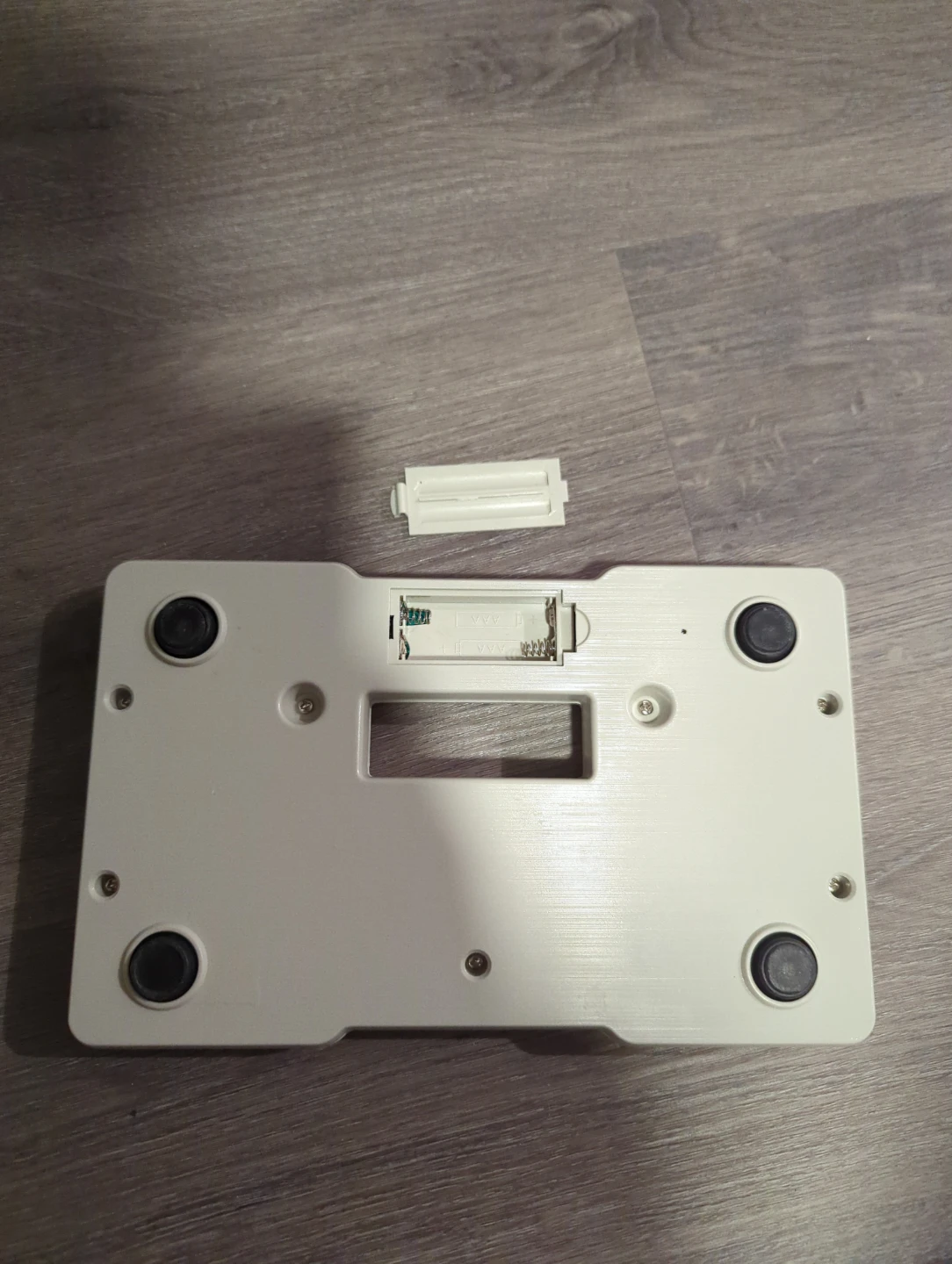 Personal Scale - works great with 2 AAA batteries - photo 2