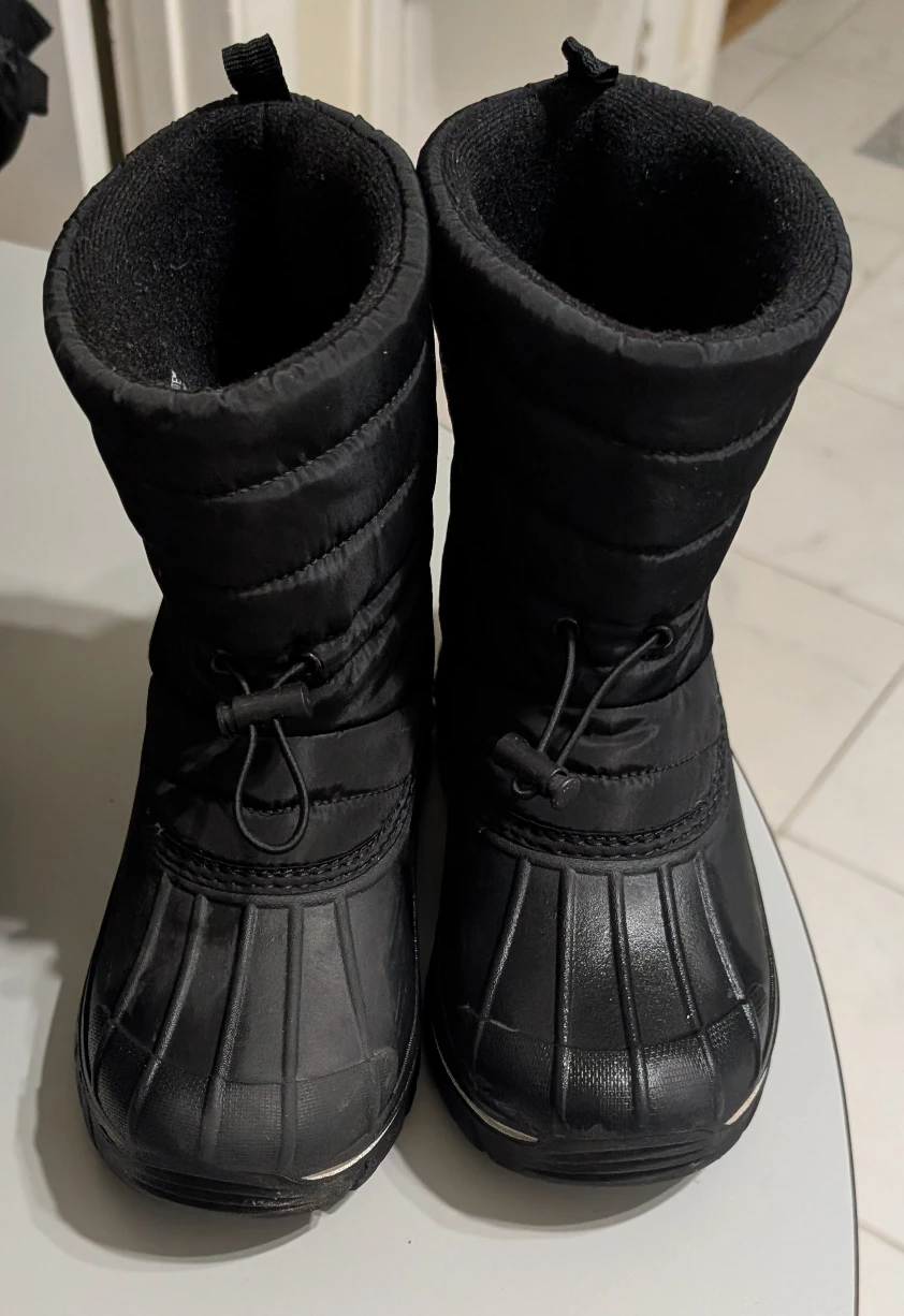 Black Winter Boots kids size 2