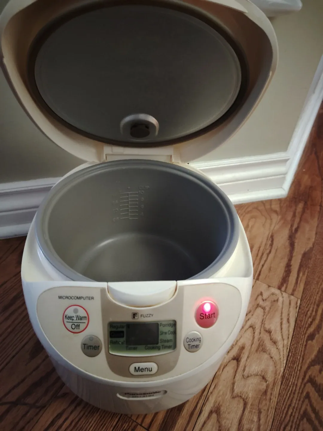 Moving sales Panasonic Microcomputer Fuzzy Rice Cooker image indicator(3)