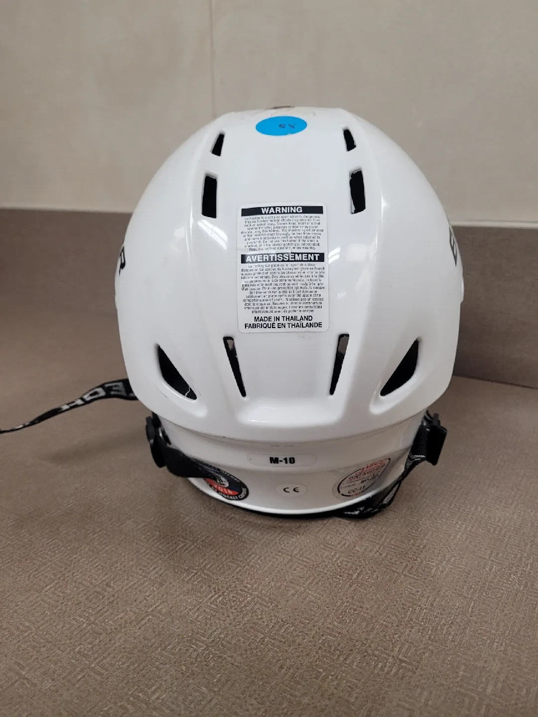 Bauer Hockey Helmet - White for kids 🥕 thrifty pick image indicator(2)