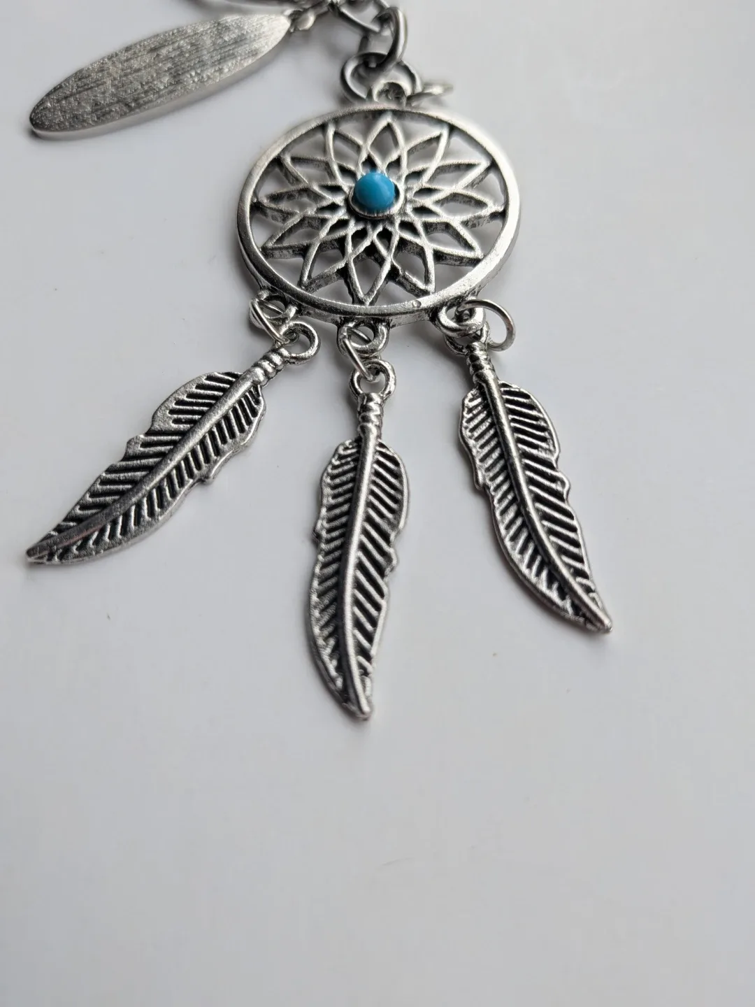 Dreamcatcher Keychain with Feathers image indicator(8)