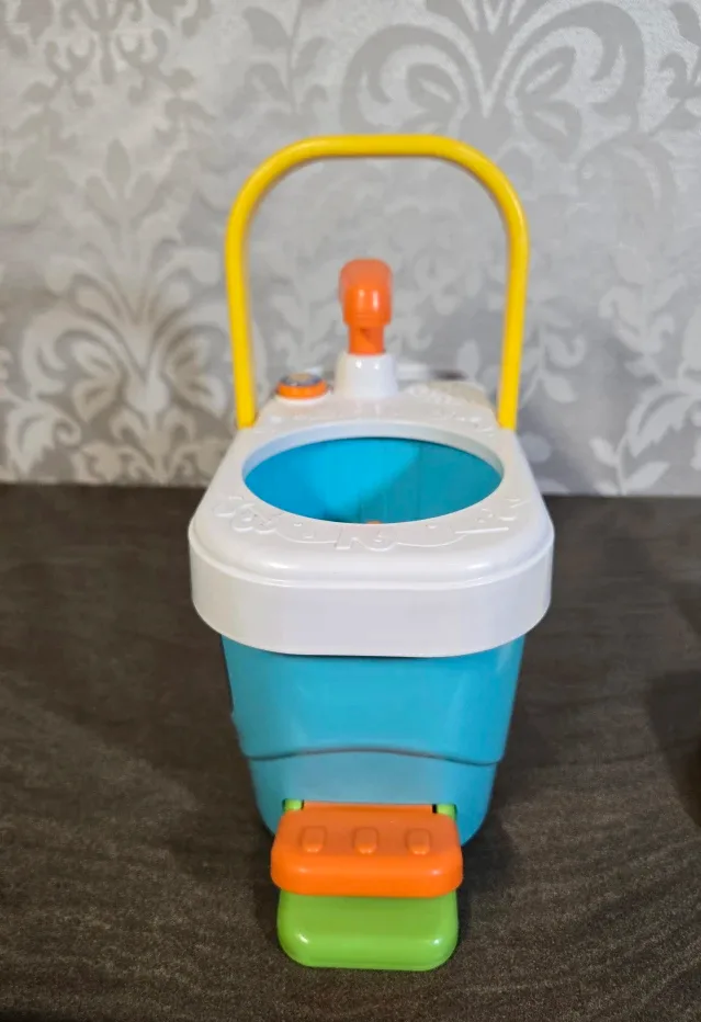 LeapFrog Clean Sweep Learning Caddy image indicator(4)