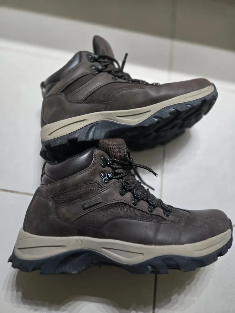 CC-Los Brown Leather Hiking Boots - Size 11 Men image indicator(2)