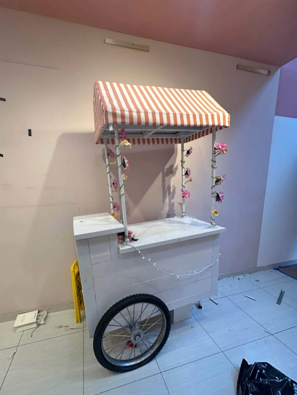 Custom Made Mobile Wooden Cart Kiosk image indicator(3)