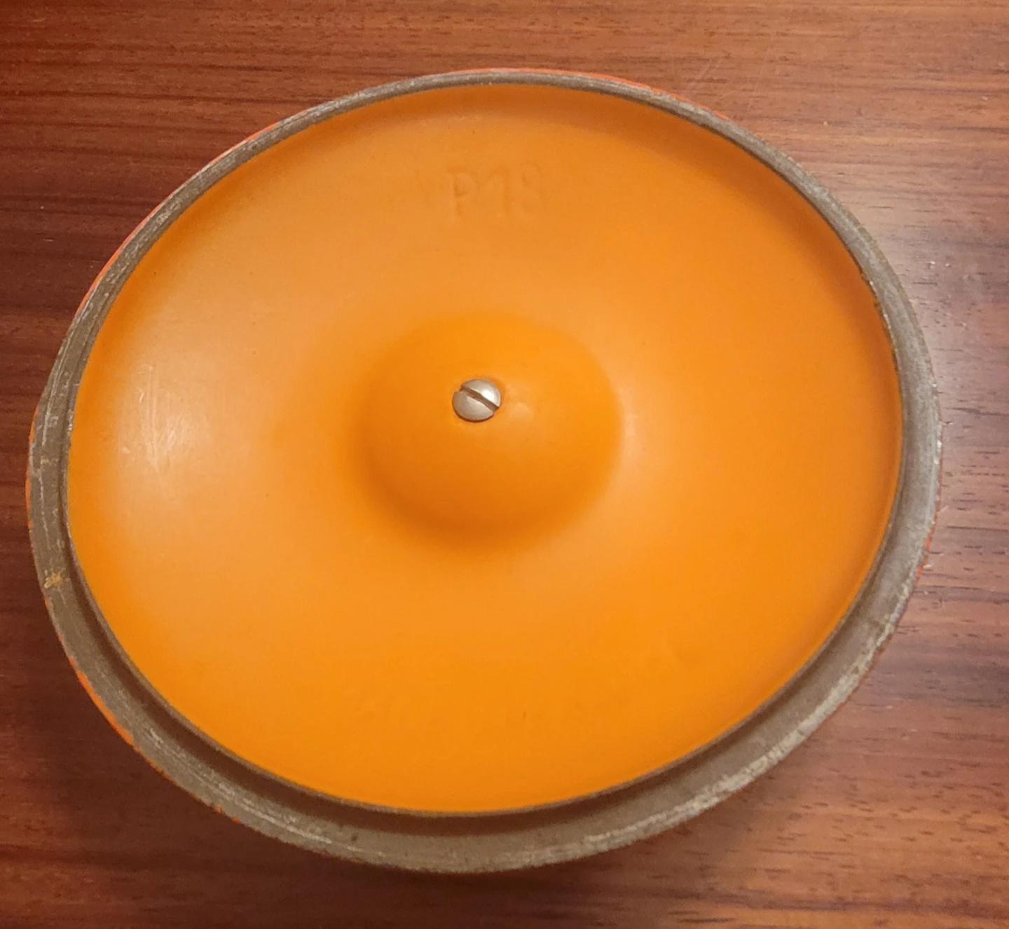 Reserved-$20.00 each Le Creuset Orange Lids - Size 22 & 18 - photo 2