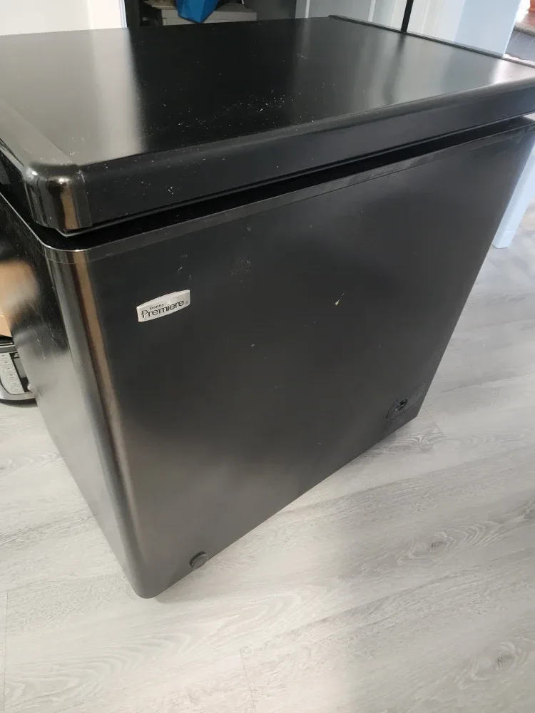 Freezer Premiere Chest Freezer - Black