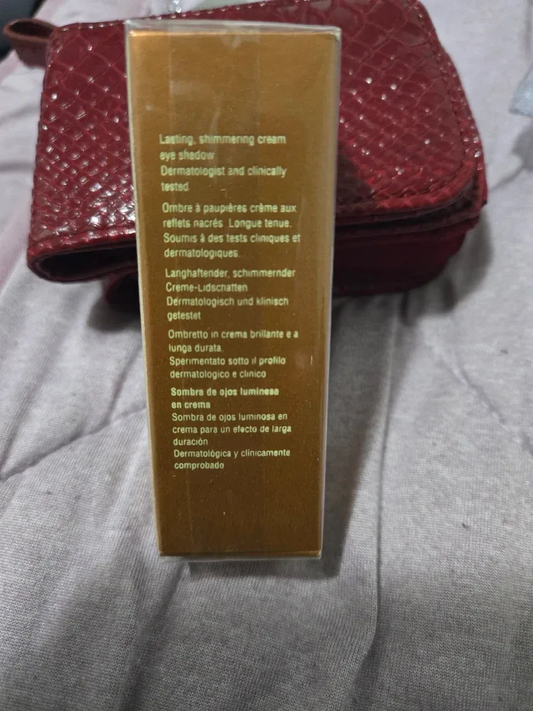 Elizabeth Arden Shimmer Cream Eye Shadow - Bronze Beauty image indicator(2)