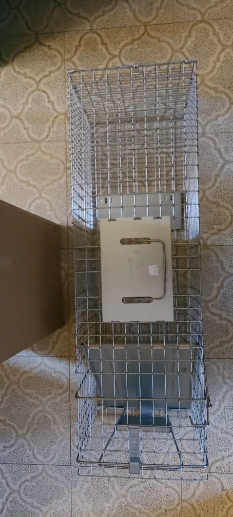 Animal "Live" Trap Brand New in Box image indicator(2)