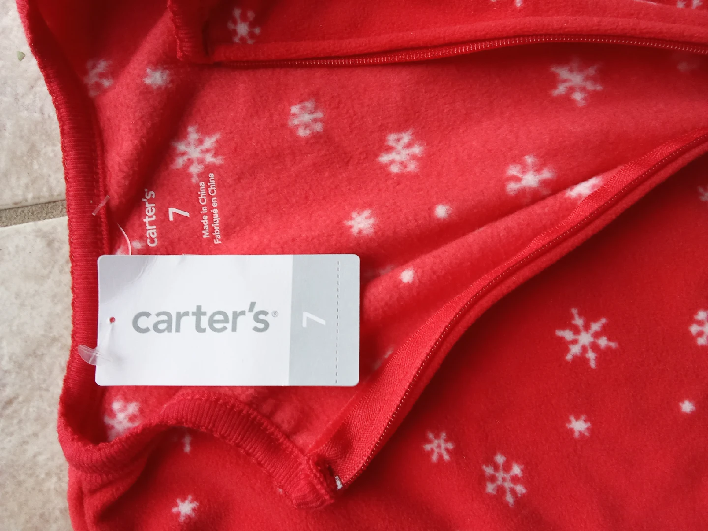 NEW Carter's Size 7 Red Snowflake Pajamas Onesies - photo 2
