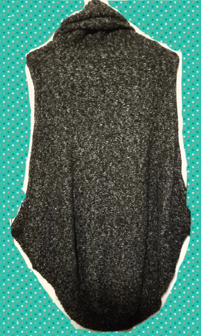 NWOT Women's Black Ribbed Knit Turtleneck Poncho image indicator(3)