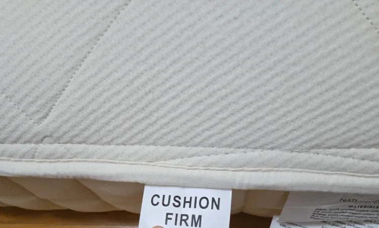 Naturepedic Organic Chorus Queen Mattress image indicator(3)