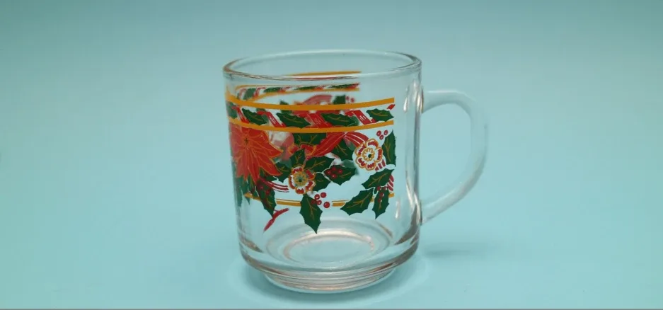 New Vintage 4 Piece Christmas Mug Set image indicator(2)