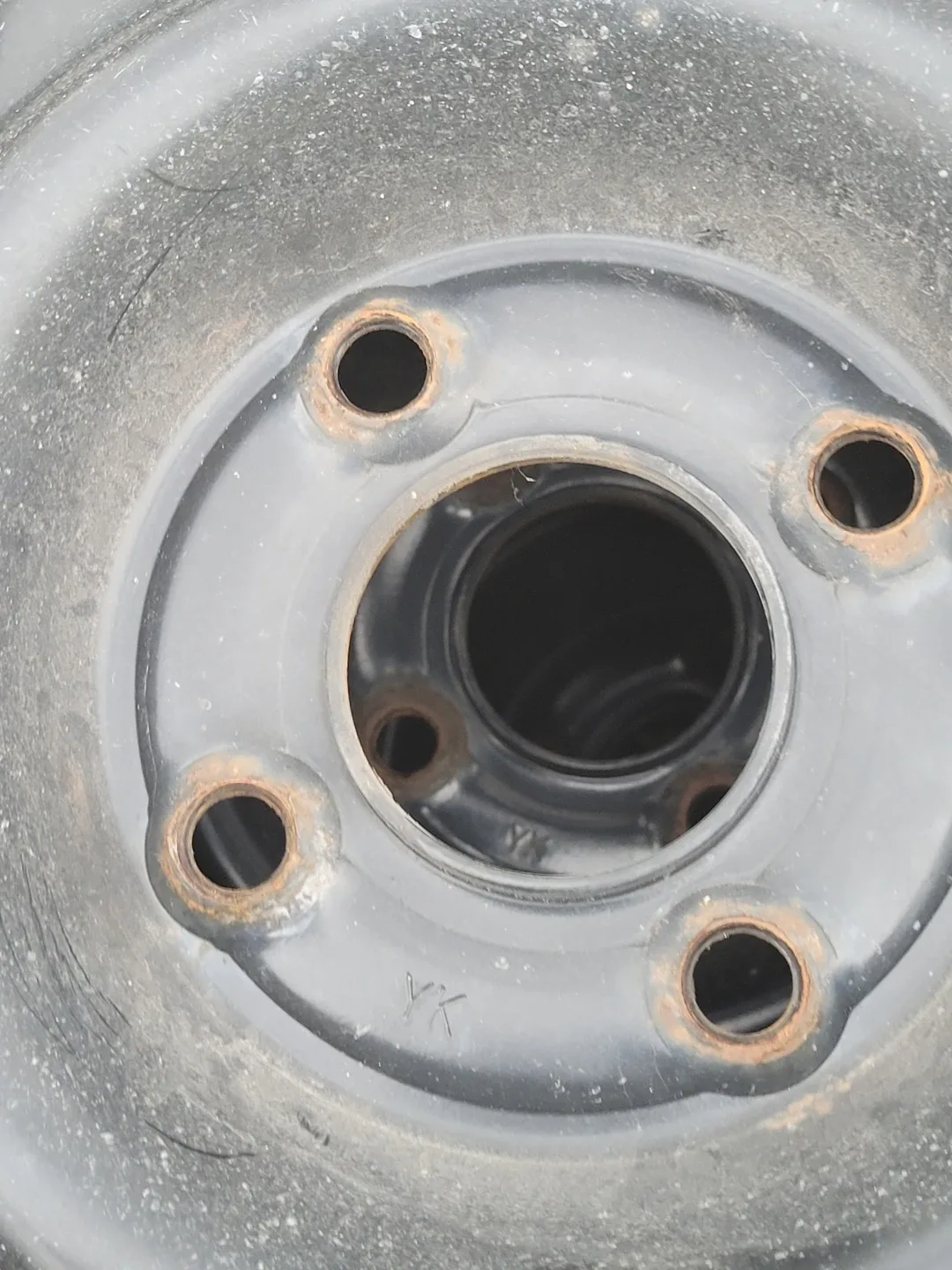 Set of 4 Winter Tires 195/60R15  4×114.3 image indicator(4)