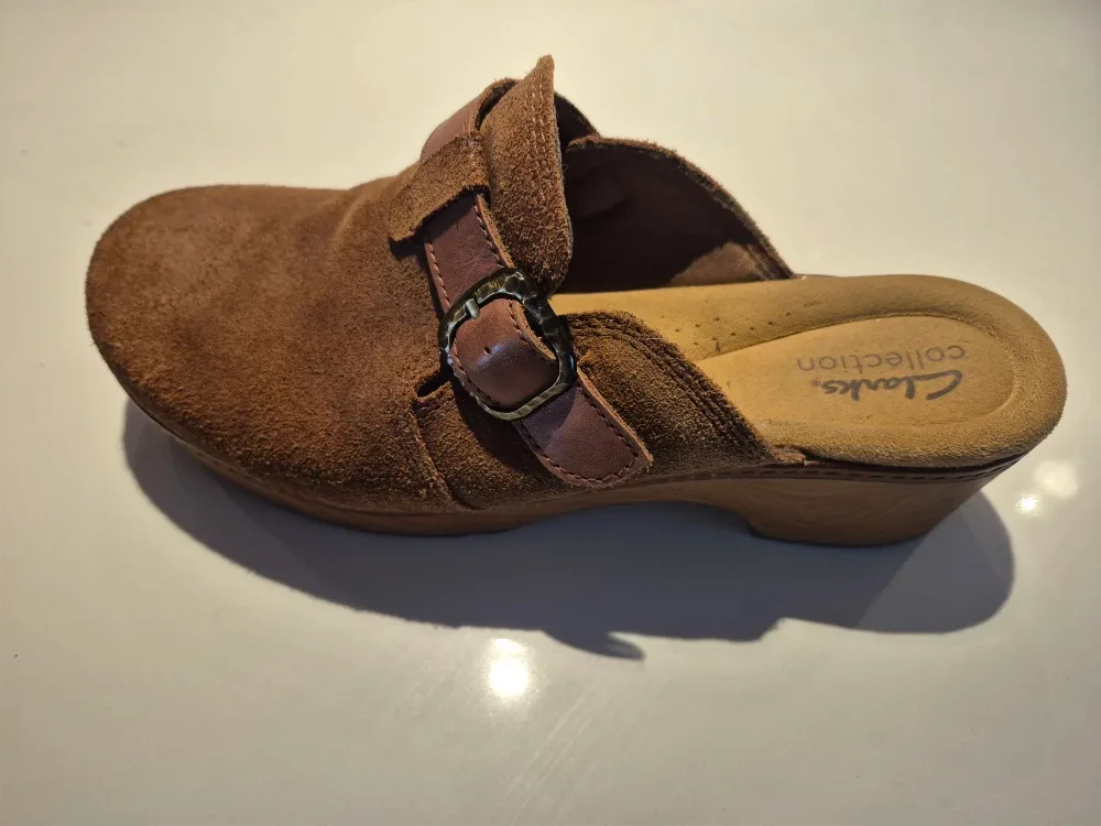 Clarks Collection Brown Suede Clogs image indicator(3)