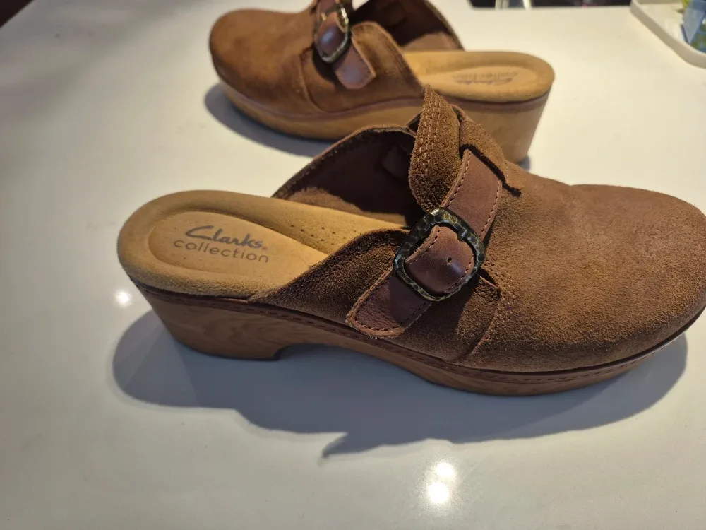 Clarks Collection Brown Suede Clogs image indicator(4)