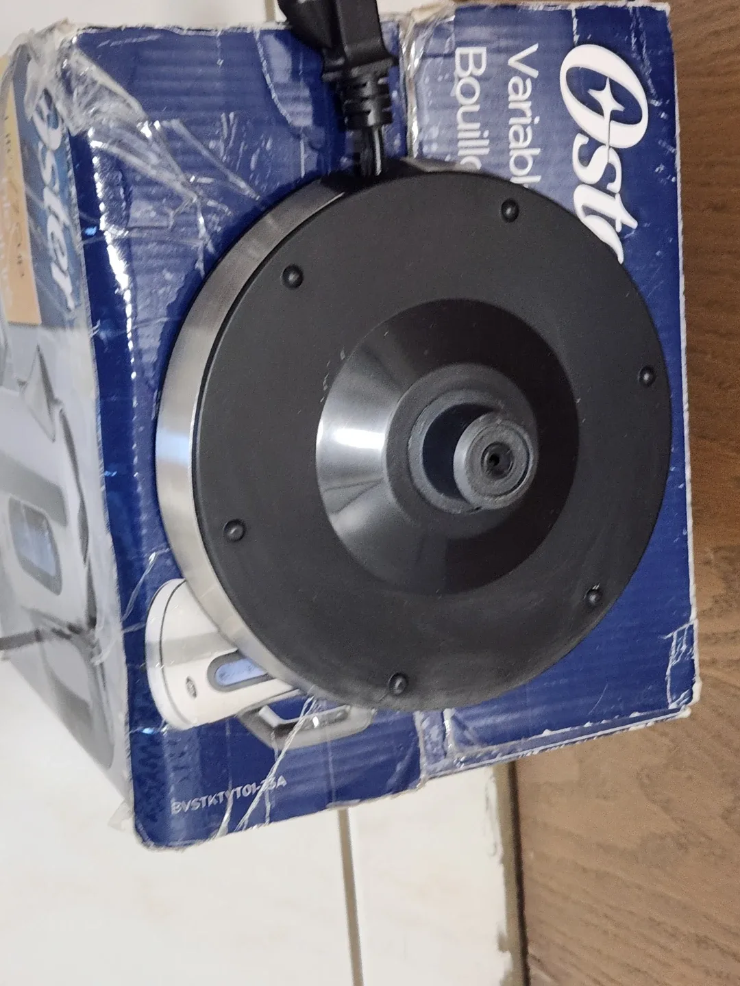 Oster 1.7L Variable Temperature Kettle image indicator(4)