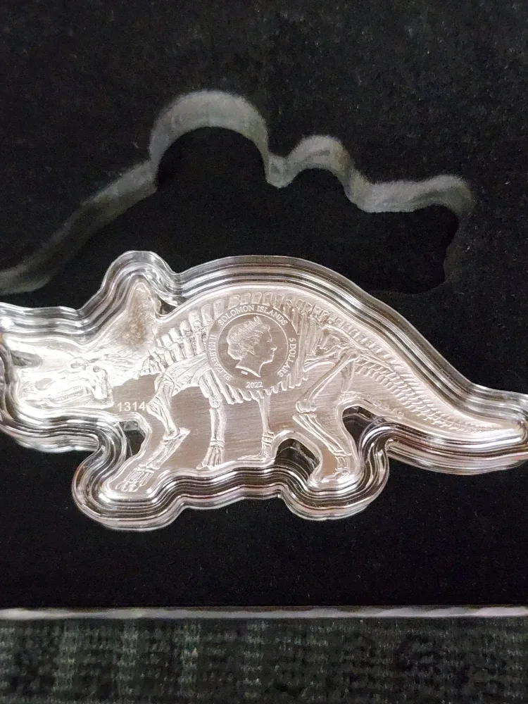 Dinosaurs of North America Triceratops 2oz Fine Silver 999.9 image indicator(4)