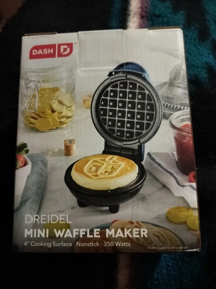 Dash Dreidel Mini Waffle Maker - 4" Nonstick