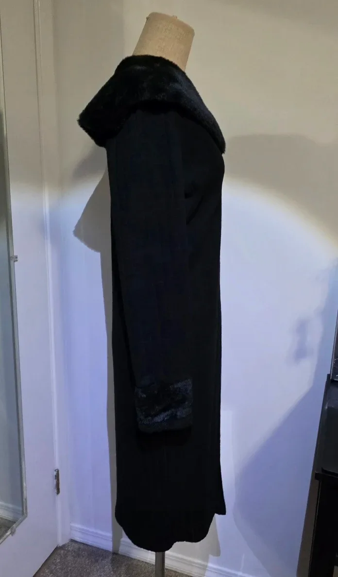 Black Fur Trim Cardigan - Size Small image indicator(2)