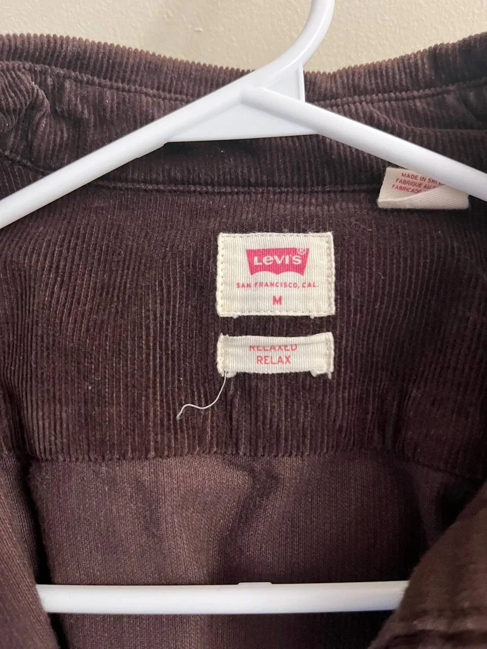 Levi's Relaxed Fit Corduroy Shirt - Size M image indicator(2)