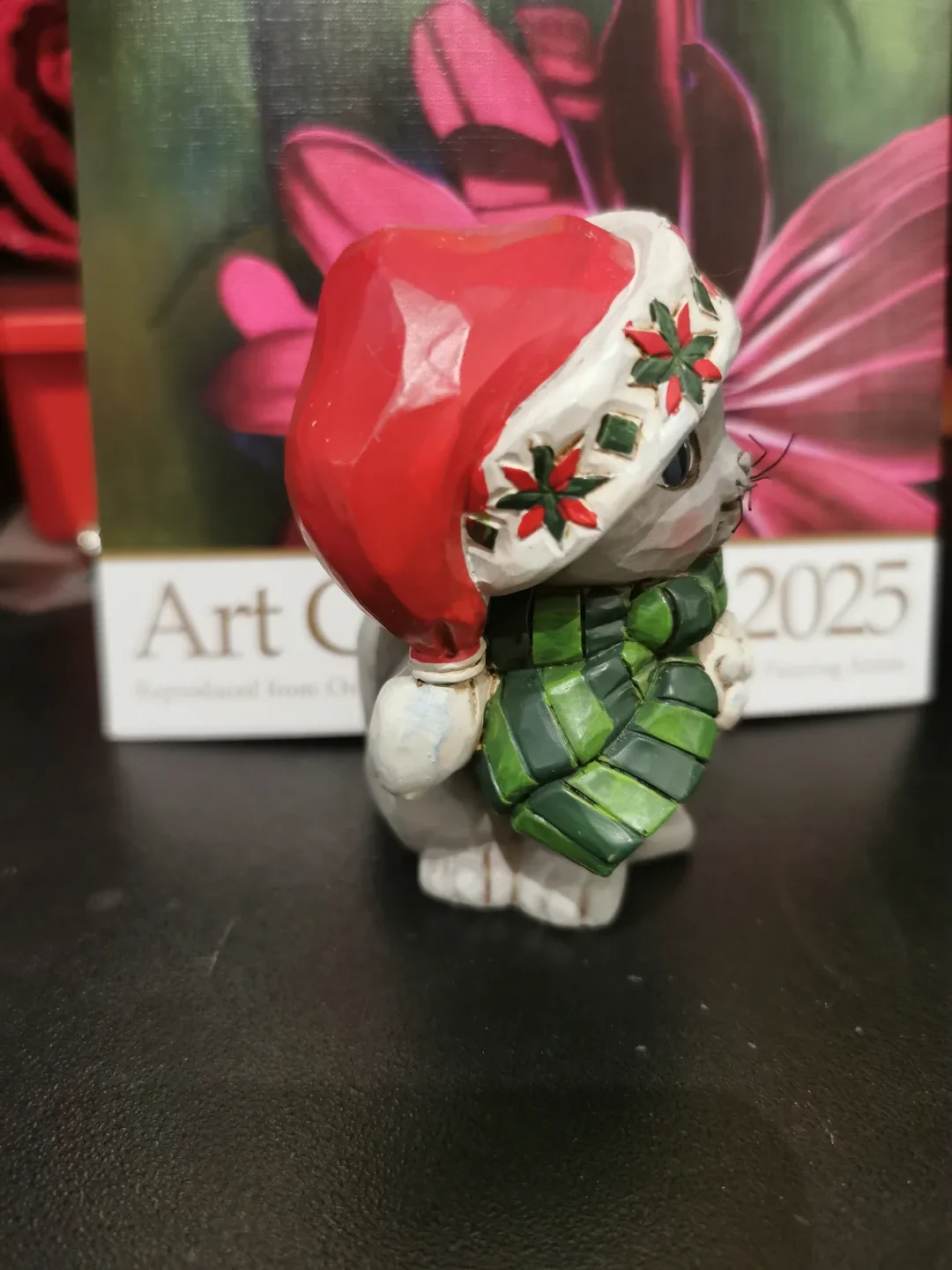 Enesco Jim Shore Christmas Kitten Figurine image indicator(7)