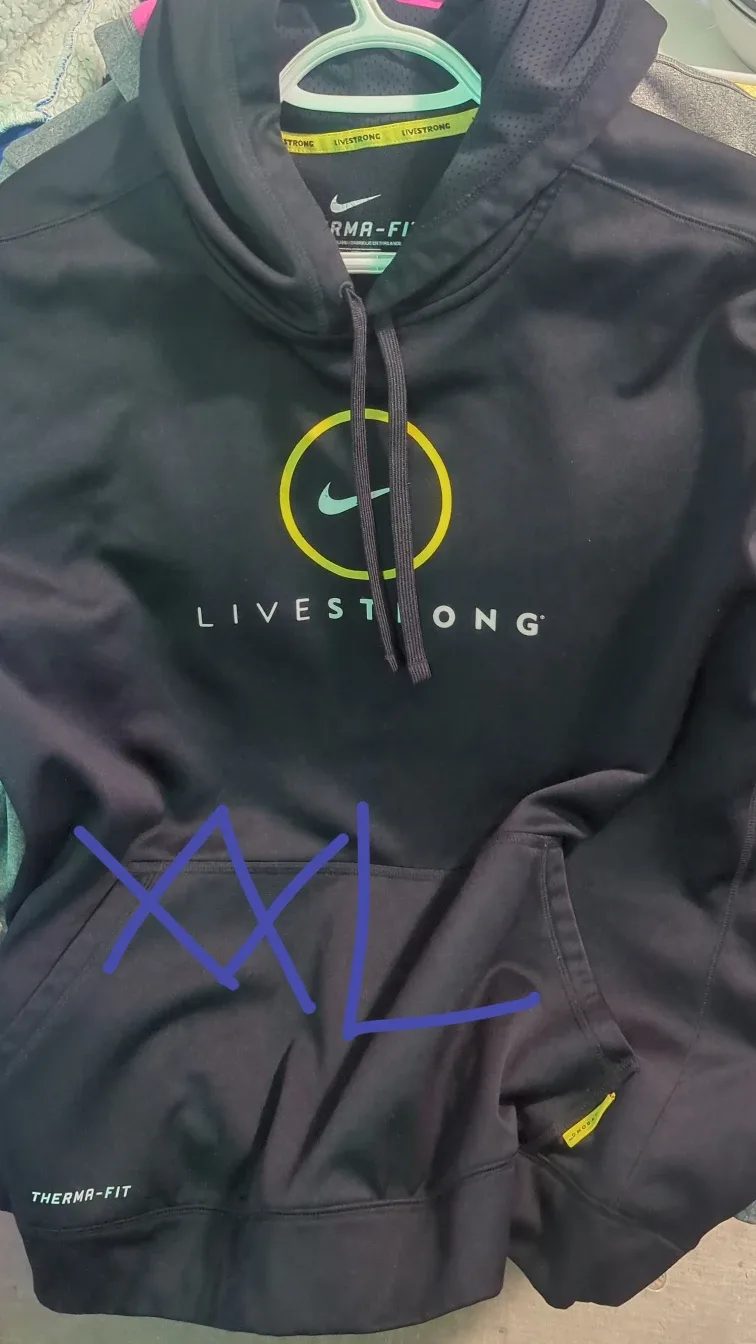 Nike XXL Hoodie north face XL puma XXL image indicator(2)