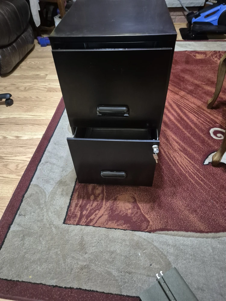 Two Drawer Filing cabinet witĥ keys and file rack - photo 3